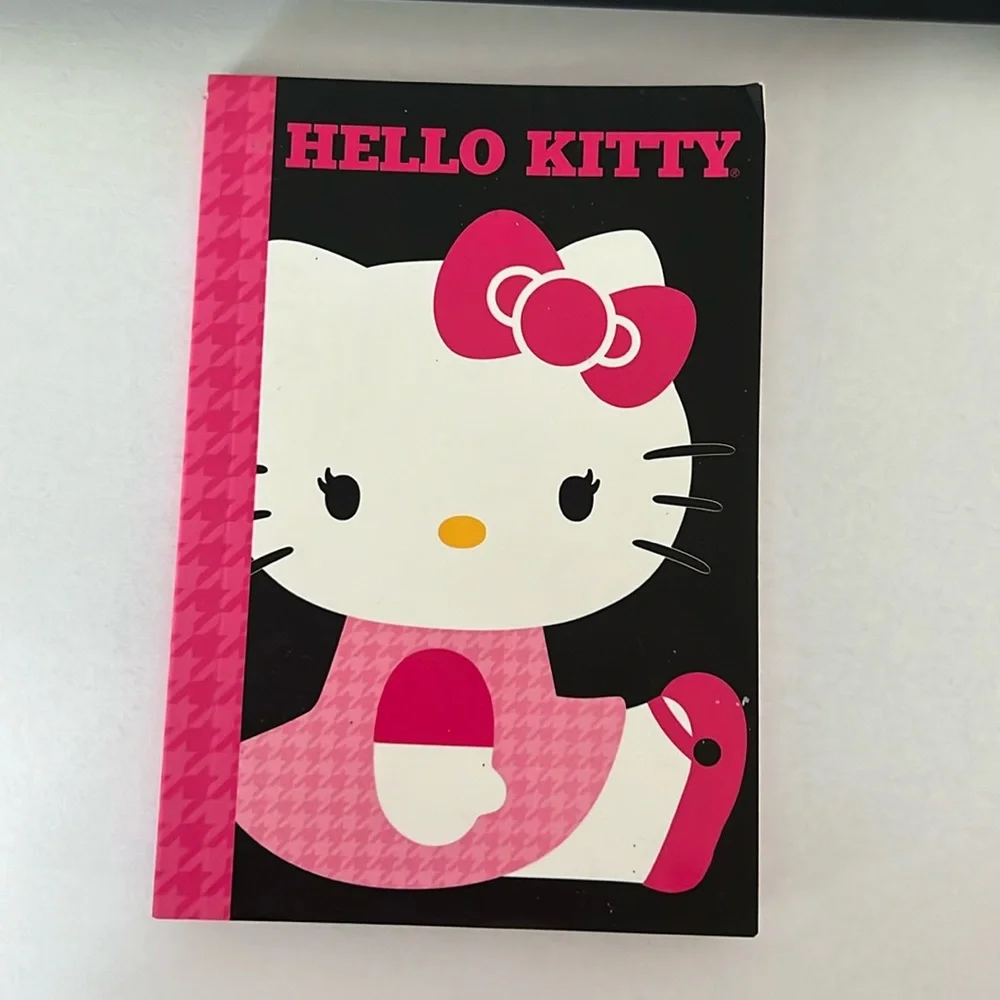Mini Hello Kitty Notebook